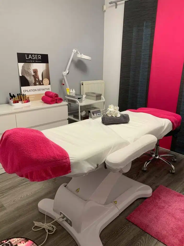 Queen nails & beauty 2