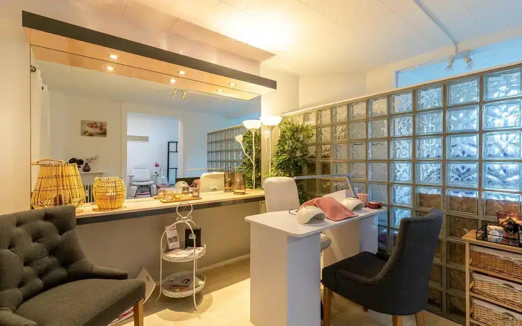 v2.i2755790.w1280.h800.xD93424CE