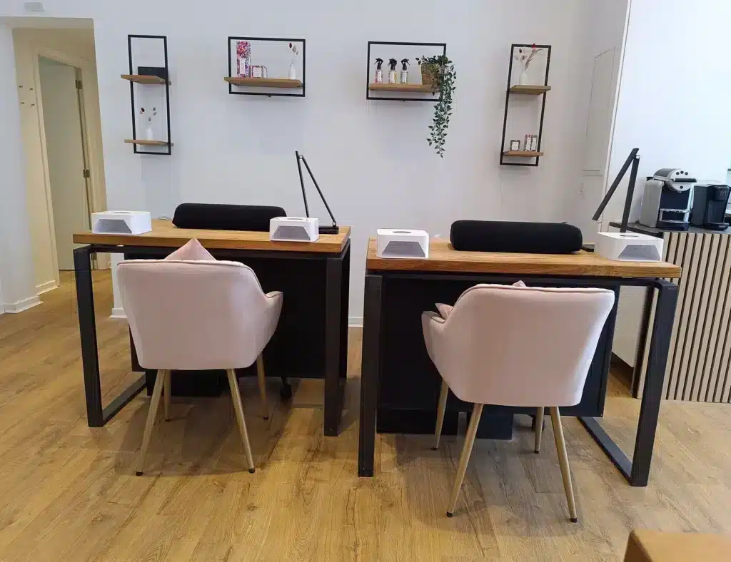 n-XVRyK9dj2W9QQJXl0AWZm-lg--opt