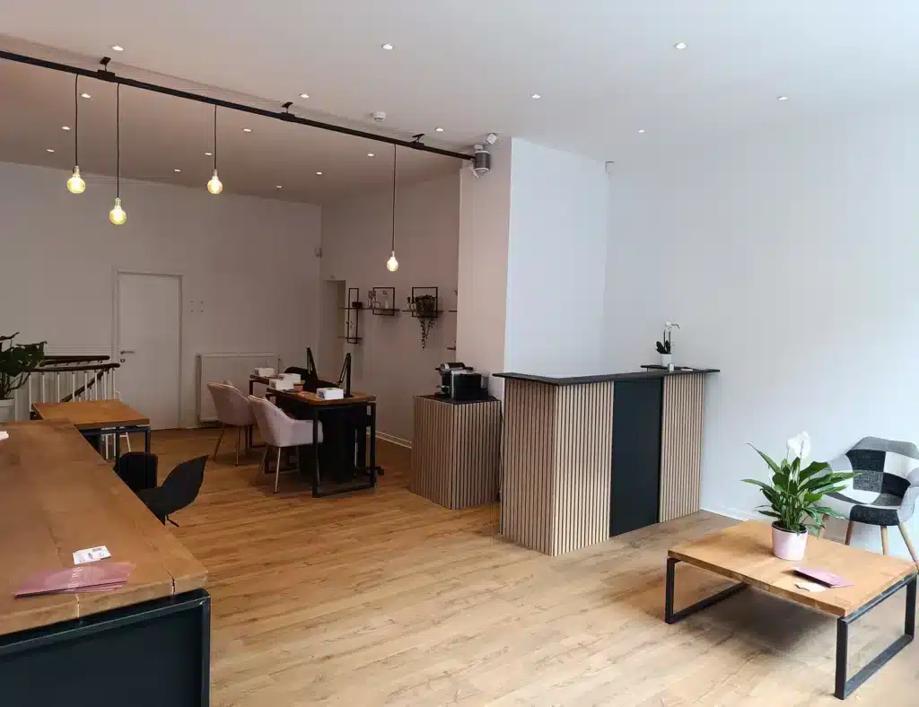 n-XVRyK9dj2WdWvZLL0AWZm-lg--opt