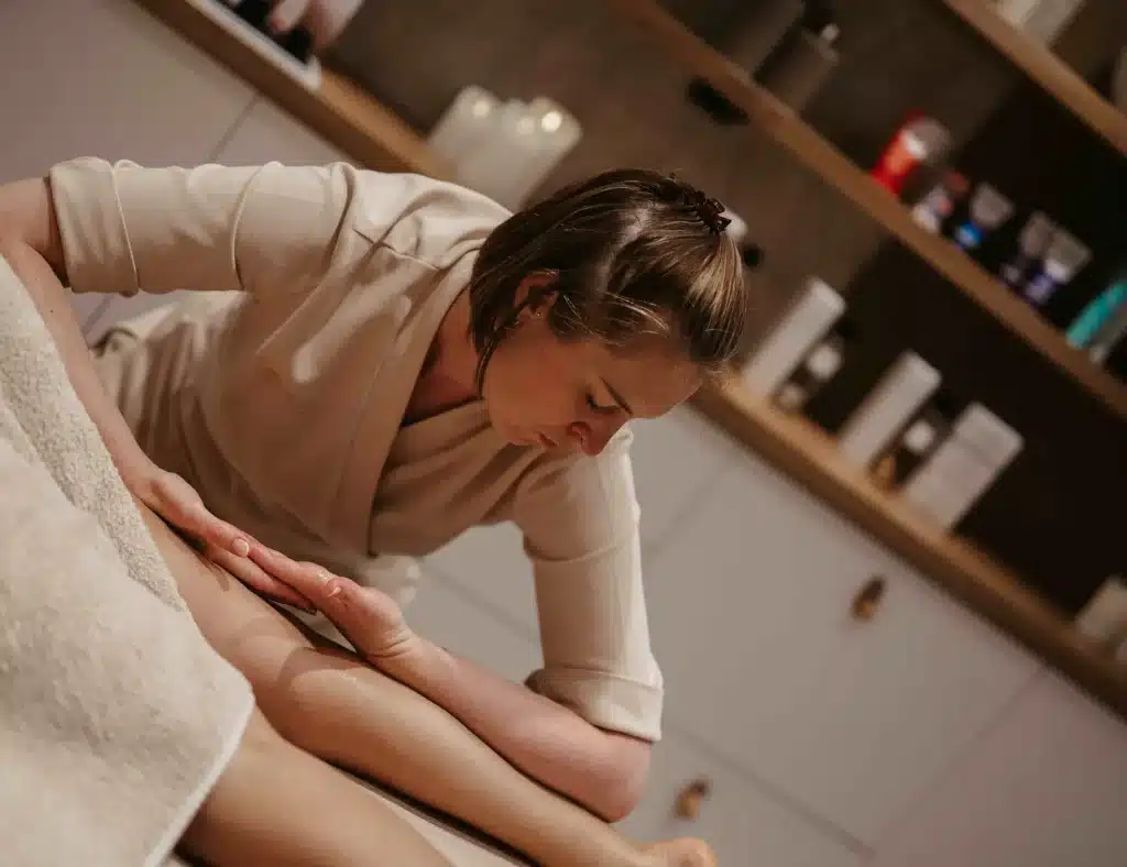 n-dQaqKGymnDa1jpBZ8W1Xw-lg--opt