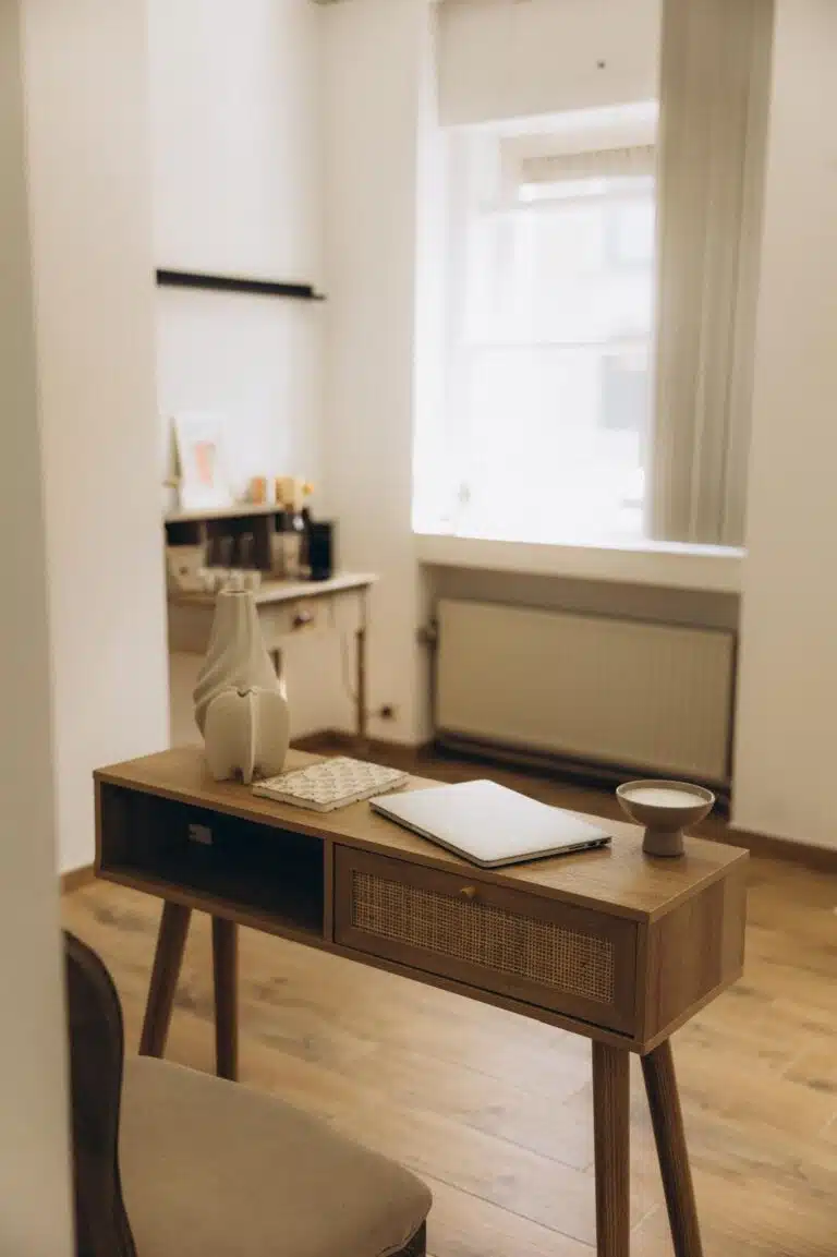 Mskin Cabinet