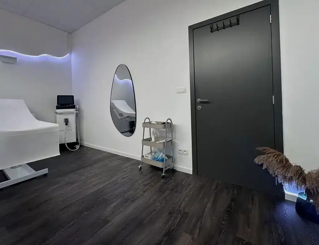 n-GejQ0VwYz1pqoejjgKdr4-lg--opt